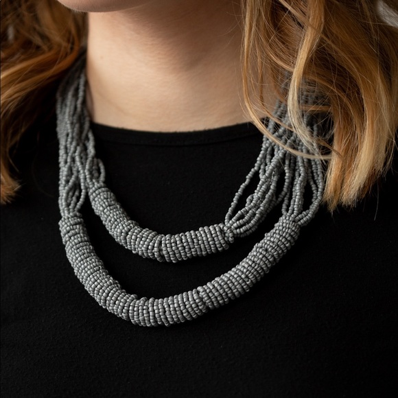 ❤️🔥5/$25❤️🔥 Right As Rainforest Silver Necklace - Picture 1 of 3